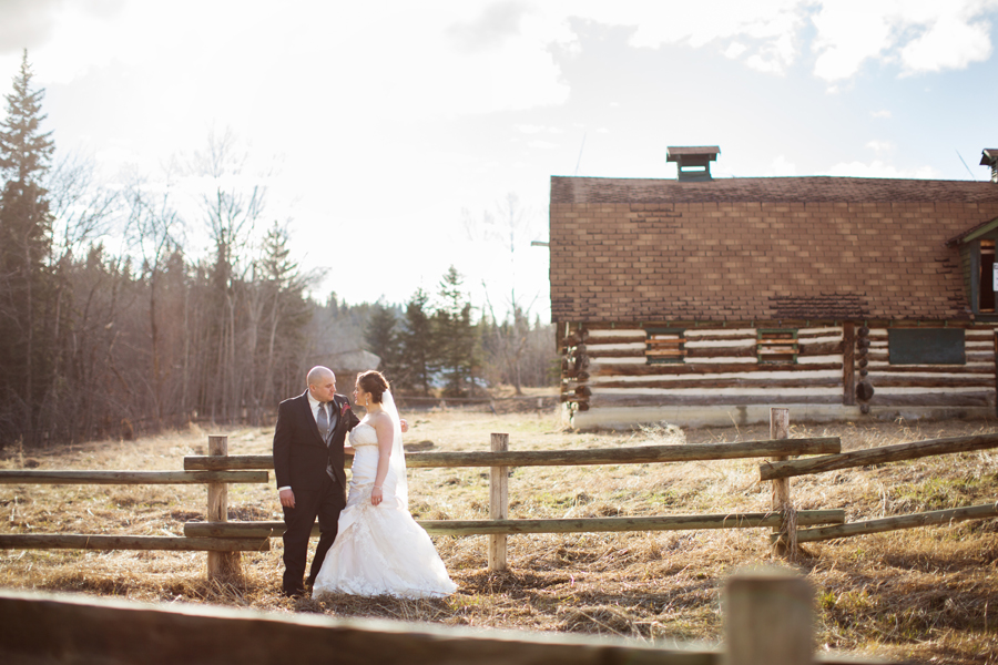 Alissa & Matt -married! {Calgary Wedding Photographer}