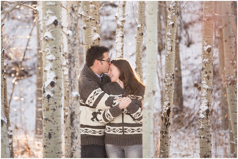 Natalia and Mike {Engaged!} – A Calgary Winter Engagement