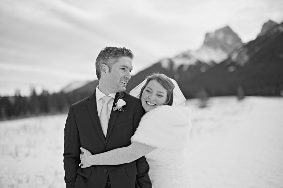 Susanne & Mark -married! {Canmore, Banff, Lake Louise Wedding photographer}